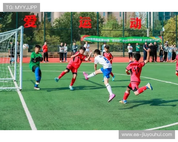 休宁县中学生足球赛激发校园活力推动青少年全面发展的实践观察