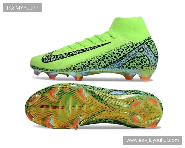 顶尖刺客16足球鞋全面评测 轻盈极速助你突破对手防线